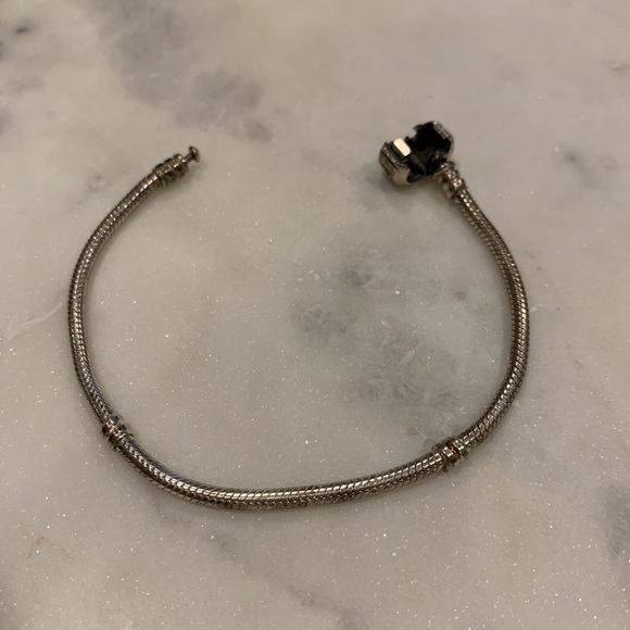 Pandora Moments Barrel Clasp Snake Chain Bracelet Pandora Moments Barrel Clasp Snake Chain Bracelet
